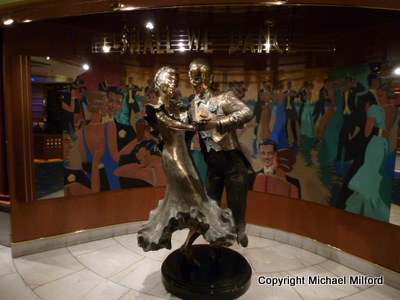 Shall we dance lounge statues
