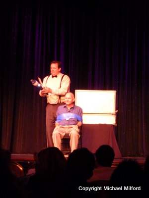 Variety comedian